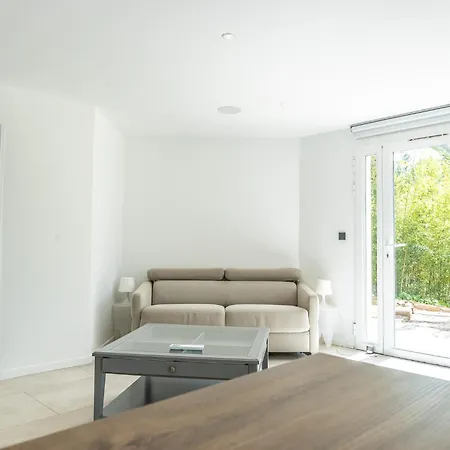 Апартаменты Provence - Classe 4 Etoiles Entre Terre Et - Piscine, Petanque Ла-Лонд-ле-Мор