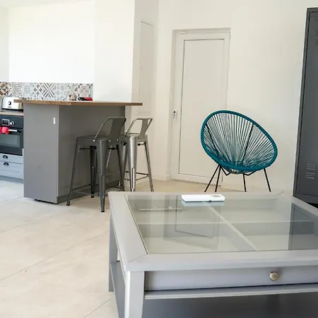 Provence - Classe 4 Etoiles Entre Terre Et - Piscine, Petanque *