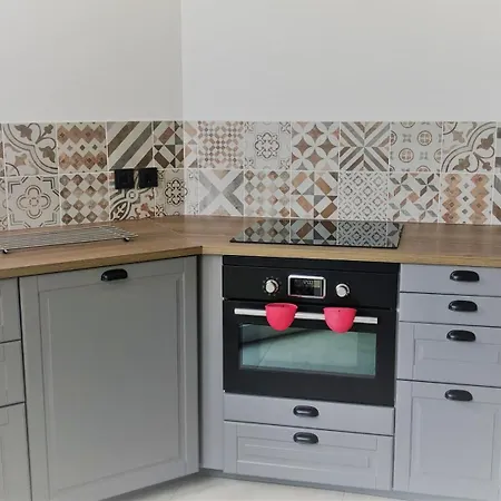 Апартаменты Provence - Classe 4 Etoiles Entre Terre Et - Piscine, Petanque Ла-Лонд-ле-Мор